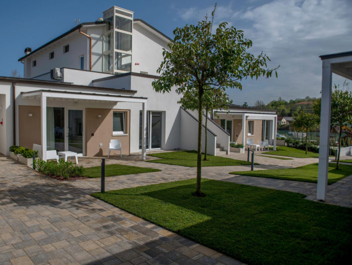 Appartamento trilocale Peschiera del Garda Aurora ApartHotel
