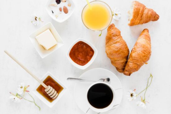 colazione aurora aparthotel peschiera del garda